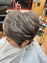 ヒップス(Hip★s) 白髪染め×ハイライトで若々しく。自由に楽しくデザインカラー