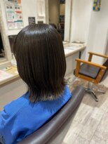 サロン ド マゼンタ(Salon de Magenta)&nbsp;ミディアムヘア＋オリーブグレージュ