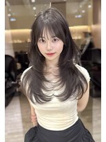 ロンドワン 三宮元町(Lond one) 韓国レイヤーカット/ヨシンモリフェイスレイヤー/艶髪カラー