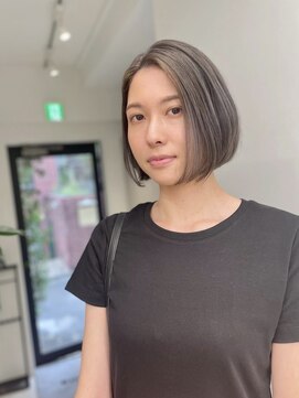 ロマリア 青山 南青山(Lomalia) Lomalia青山ハイライトケアブリーチダブルカラーボブ