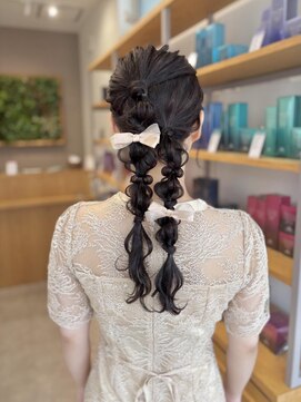 リル 新浜店(LiL) ツイン編みおろしアレンジ葭本2