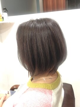 ヘアー グリーン(hair green) 40代50代60代/前下りボブ/軽めボブ/前傾ボブ/大人ボブ