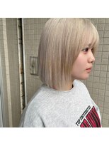 イツモノトコロ(kami to zakka)&nbsp;【イツモノトコロ】ブリーチでつくるホワイトブロンドヘア