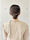 結婚式ヘアお呼ばれヘアタイトシニヨンボブヘアアレンジ