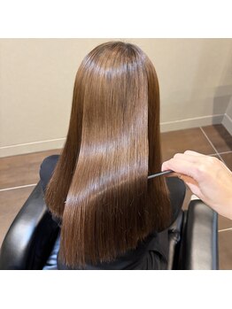 シーム 南堀江(SEAM)の写真/乾燥・紫外線などでダメージを受けた髪におすすめ＊地肌から毛先まで潤いがあふれる美髪へ。