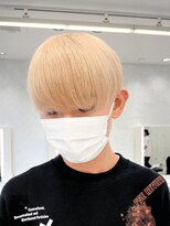 ルースト 南堀江店(ROOST)&nbsp;刈り上げセンターパート/波巻きツイストスパイラル/南堀江