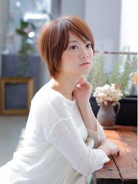 リビング ハナレ(Living hanare) 【Living】大人可愛い小顔ショート