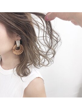 ガーランドウメダ(Garland umeda) リラックスウェーブ＿ミディアム＿000714