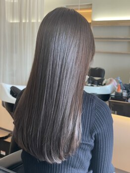 リアン(Lien)の写真/髪に栄養を与え、潤いとツヤをプラス♪ずっと触れていたくなるような、柔らかな触り心地になれる！