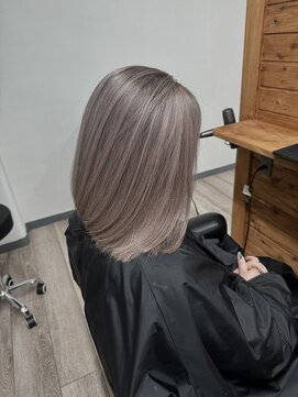 シャッター(Shutter) さらっと立体感ハイトーンベージュ