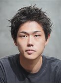 スパイキーショートビジネスショートツーブロックフェード短髪