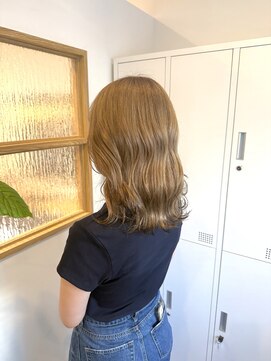 マグネ(magne) ベージュ×裾カラー