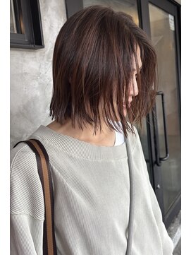 イムア 新道東店(IMUA) ナチュラル切りっぱなしボブ
