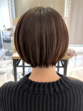 丸みショートボブ