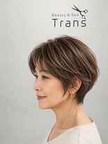 トランス(Trans) 50代人気◎白髪ぼかしハイライトの大人ショート