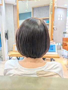 エミリーバイシャロームキッズ(EMILY by shalom kids) 30代・40代に人気◎美フォルムショートボブ