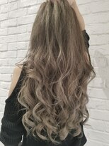 ヘアーラウンジ アンフィ 井土ヶ谷(Hair Lounge Anphi) 【Anphi】外国人風3Dバレイヤージュラデーション