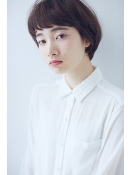 クロード モネ 池袋店(Claude MONET) 眉上バングのマッシュショート