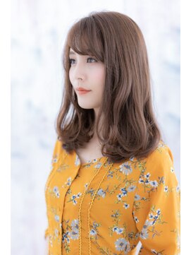 ミック ヘアアンドビューティー 大山店(miq  Hair&Beauty) 斜めバング×イノセントカラーで甘辛ミックスゆるふわミディ