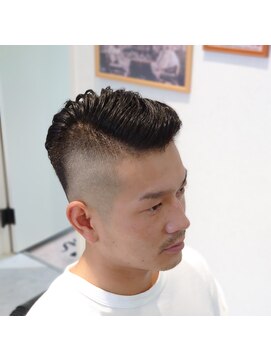 ブルートバーバーショップ(BLUET Barber Shop) フェードスタイル