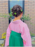 ショートカットでもアップスタイルにできる！卒業式ヘアアレンジ