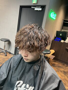 スキル(SKILL) ウェーブツイスパ　ツイストスパイラル　波巻き　福岡パーマ