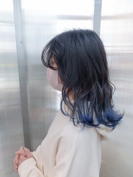 フィッツコア(FITS CORE) 初めてのお客様を裾にブリーチ１回でブルー