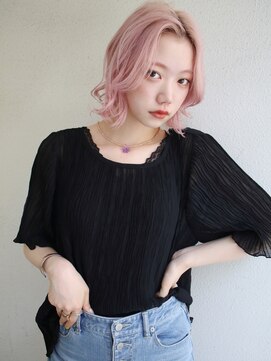 ブゾン(buZon) 【buZonブゾン】くびれロブ×ホワイトピンクカラー