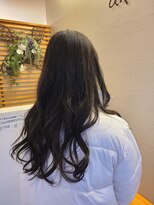 アカラ ヘアー akala hair ロングレイヤー