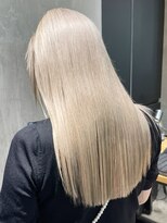 アルバム 渋谷パルコ(ALBUM) グレーベージュ美髪レイヤーロングホワイトピンク_ba408891