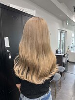 ワンズ ナゴヤ ヴィラ 名古屋栄(ONE's NAGOYA VILA) シアーカラー/カール/セミディ/姫カット