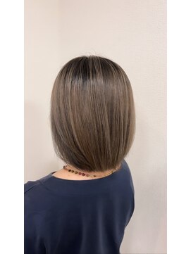 ラプチャー(RAPTURE) ニュアンスウェットヘアグレージュミディ