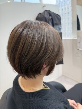 エミュスト(Emuest) 簡単スタイリング　丸みショート