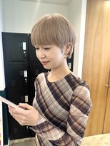 ヘアーブレイス(hair brace)&nbsp;ベリーショート×ホワイトベージュ