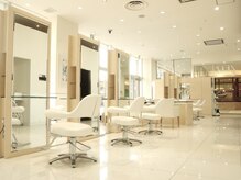 ゼル 鴻巣店(ZELE)
