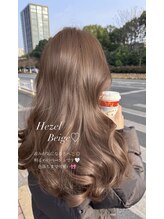 ベージュカラー