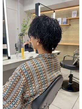 アフェクションカナヤマ(AffECTION kanayama) メンズ　レイヤーカット　パーマ　ダブルカラー　髪質改善