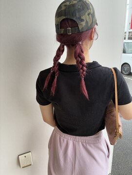 美容室 アイディー i-dee チェリーピンク