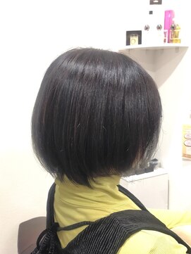 ヘアー グリーン(hair green) 40代50代60代/内巻きボブ/ツヤ髪ミニボブ/丸みボブ