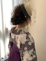 ヴィオラカラー(VIOLLA COLOR) ゆるふわシニヨンヘアアレンジ
