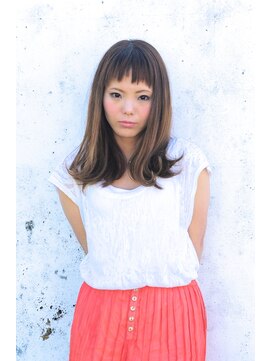 アトリエ エス atelier es HAIRDESIGN ナチュラルミディ/眉上バング/オン眉/切りっぱなしロブ/セミディ