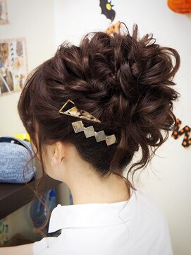 ヘアセットアップス(UP's) ☆お姫様のような♪『清楚系高め姫アップスタイル～( *´艸｀)』