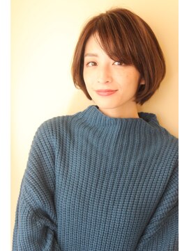 レウナ 外苑前(Reuna) 30代40代に人気シルエットが綺麗に見えるひし形ボブ