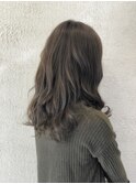 スモーキーベージュ