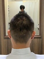 クローバー(CLOVER)&nbsp;ボウズ風モヒカンショート