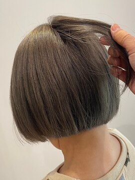 ドレス(Dress) マッシュボブ×アッシュ系カラー