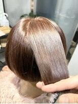 アリアバイエクラート 池袋店(ARiA by ECLART) 艶カラー。トリートメント