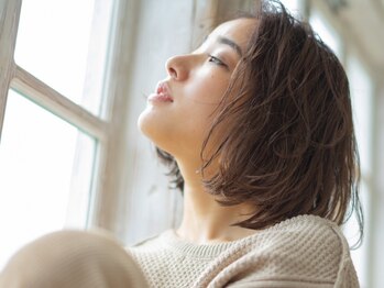 エミイ 鎌倉(eMii.)の写真/落ち着いた空間で、ゆっくりとした時間を過ごせる大人女性向けサロン。