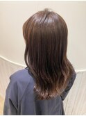 アッシュベージュ×外ハネ