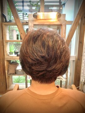 トランク(TRUNK) ショートボブレイヤー